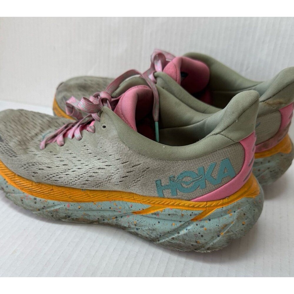 Hoka One One x Free People Movement Clifton 8 Seaweed Green Tea Women’s 8.5
